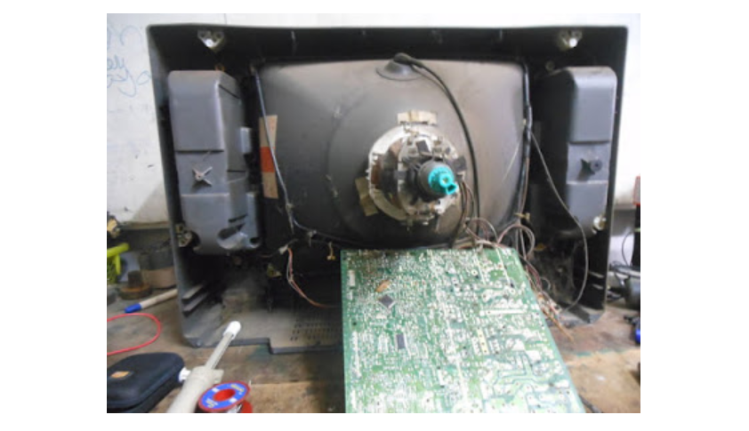 √ Cara Memperbaiki TV Mati Total Lampu Indikator Tidak Mau √ Cara Memperbaiki TV Mati Total Lampu Indikator Tidak Mau