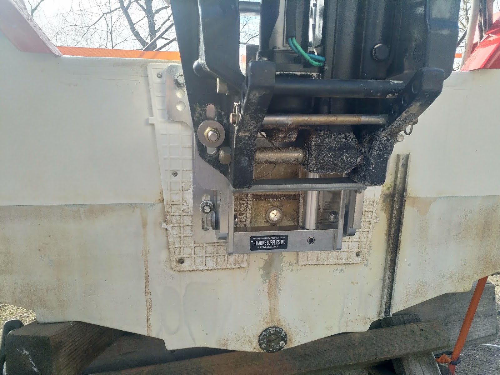 Selva Tuning Installing Atlas Micro Jacker hydraulic plate