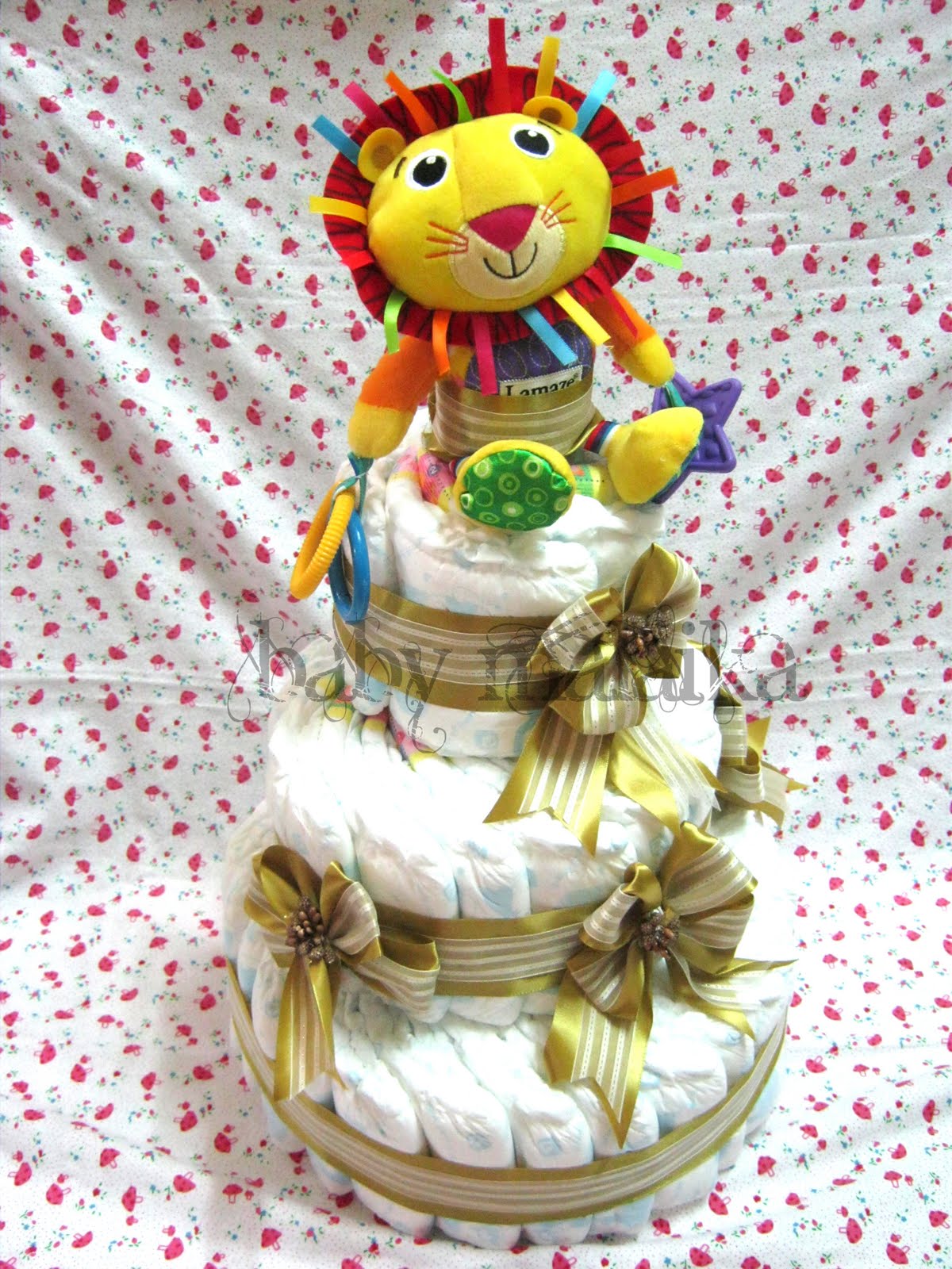 * Personalized Hampers & Diaper Cake for Gifts & Baby Showers 2