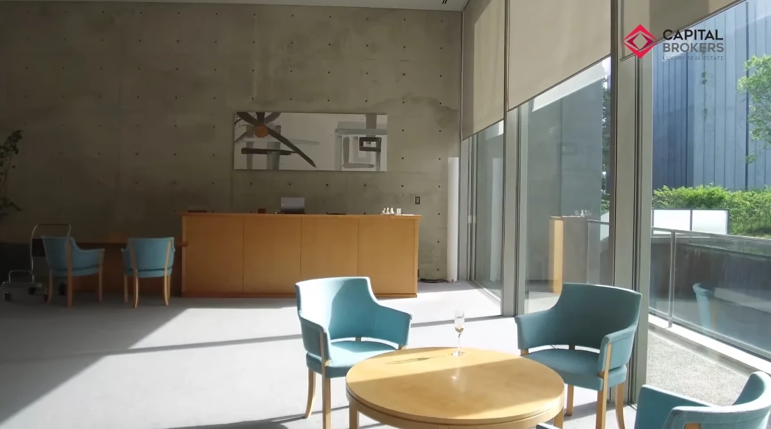 Tour Tadao Ando Minimalism Hotel Matsuyama, Japan vs. 27 Interior Design Photos