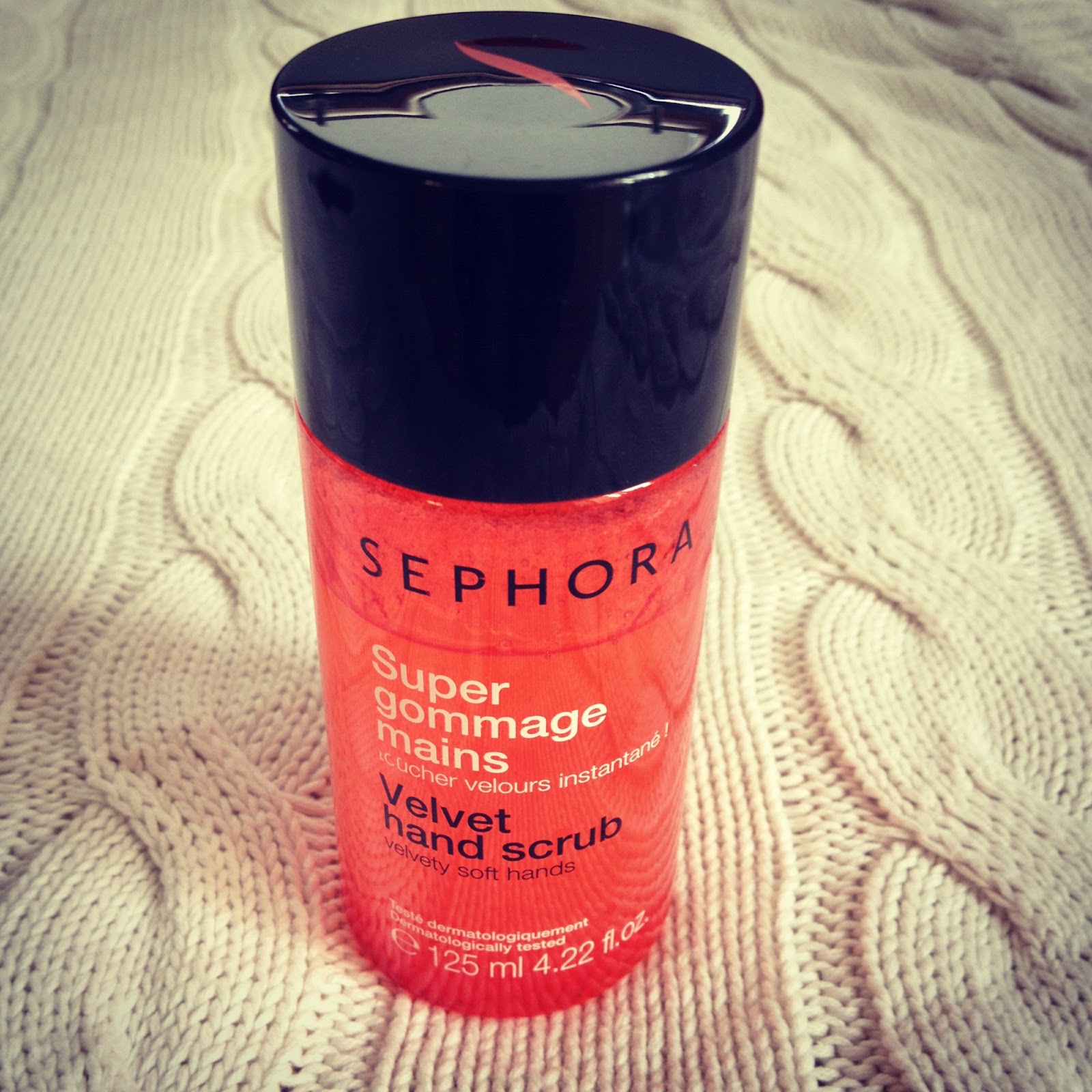 Juicy Beige Velvet Hand Scrub Sephora