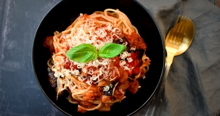 Featured image of post How to Make Roasted Red Pepper Tomato Sauce