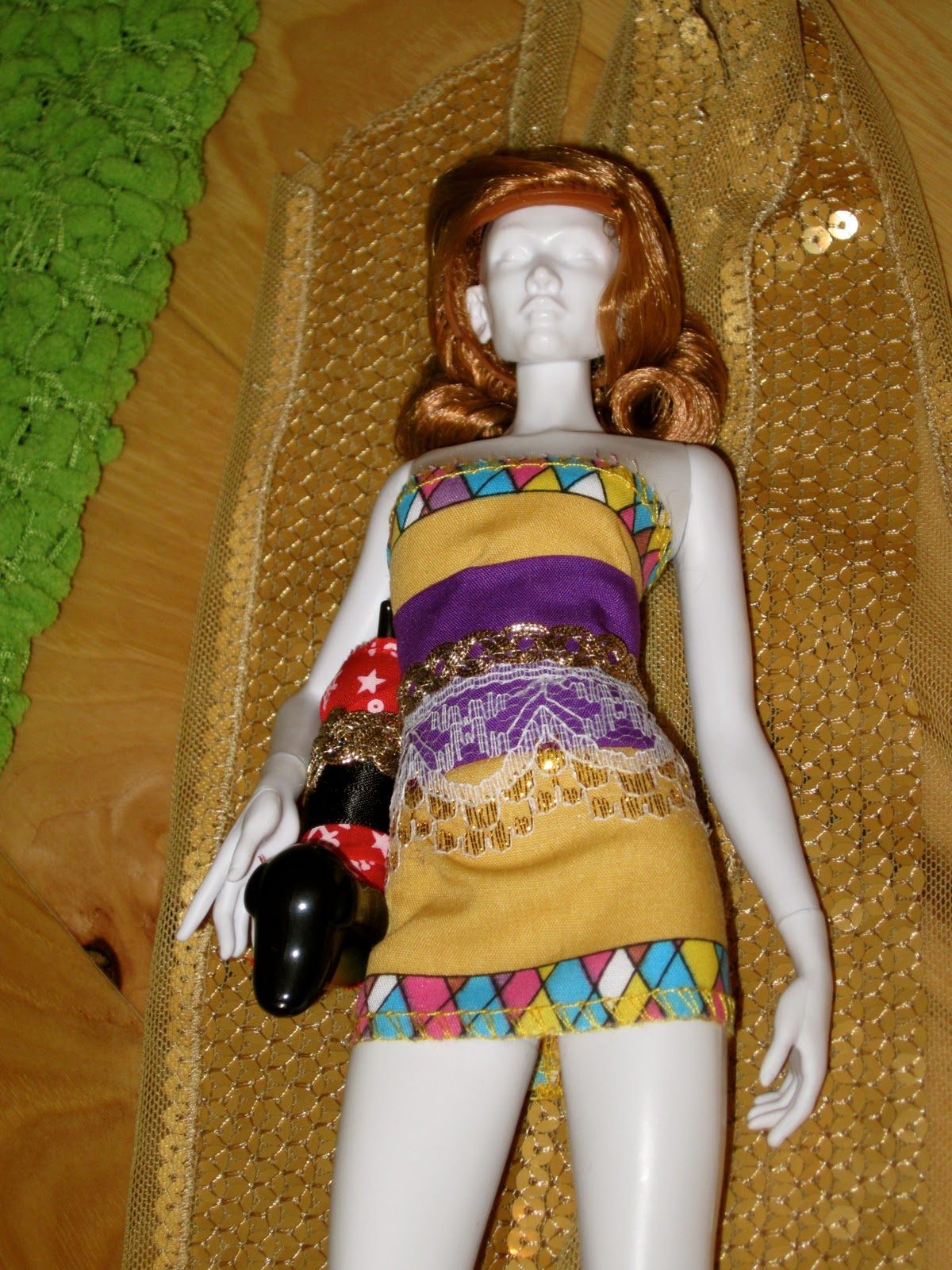 Naked Tongues: My Little Sister= The next big fashion designer.