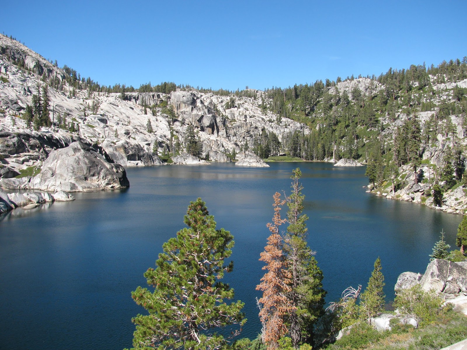 Weekend Wanderluster: Azure Lake (El Dorado County, California)