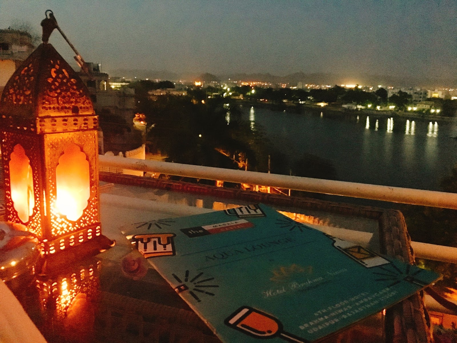 Review Aqua Lounge in Udaipur relax, unwind with good food & drinks
