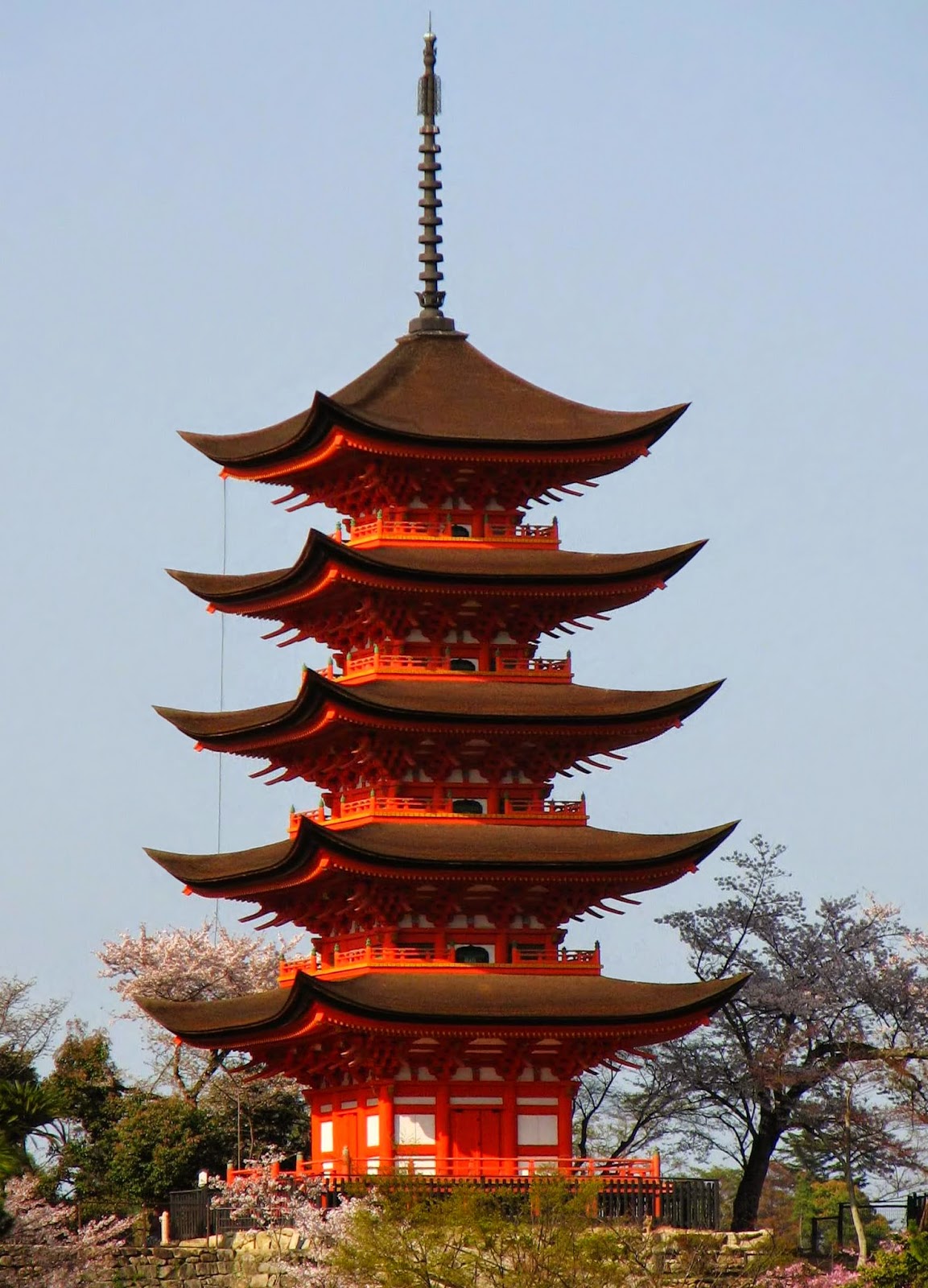 Menudos "savios" por el mundo: Pagodas chinas