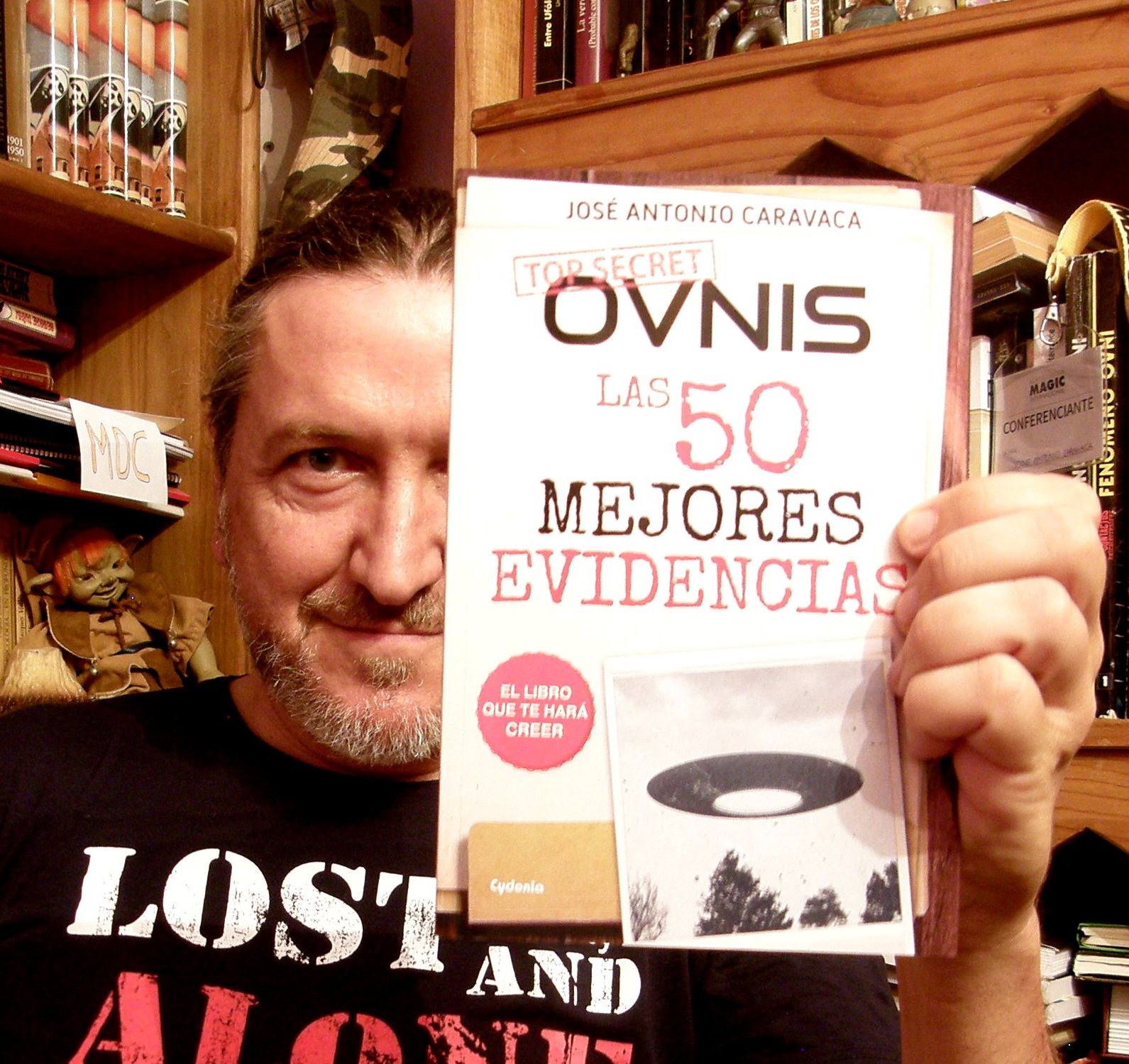 Criptozoología en España: Criptolecturas de verano: “Ovnis, las 50 