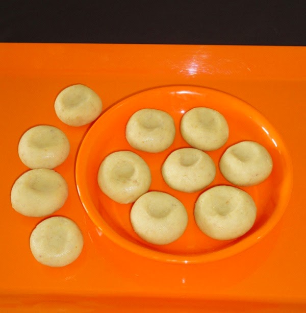 peda in a serving plate