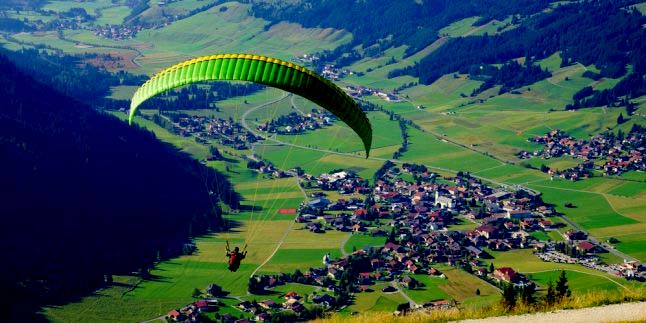 Paragliding Tour in Batu Malang  City Bromo Java Travel