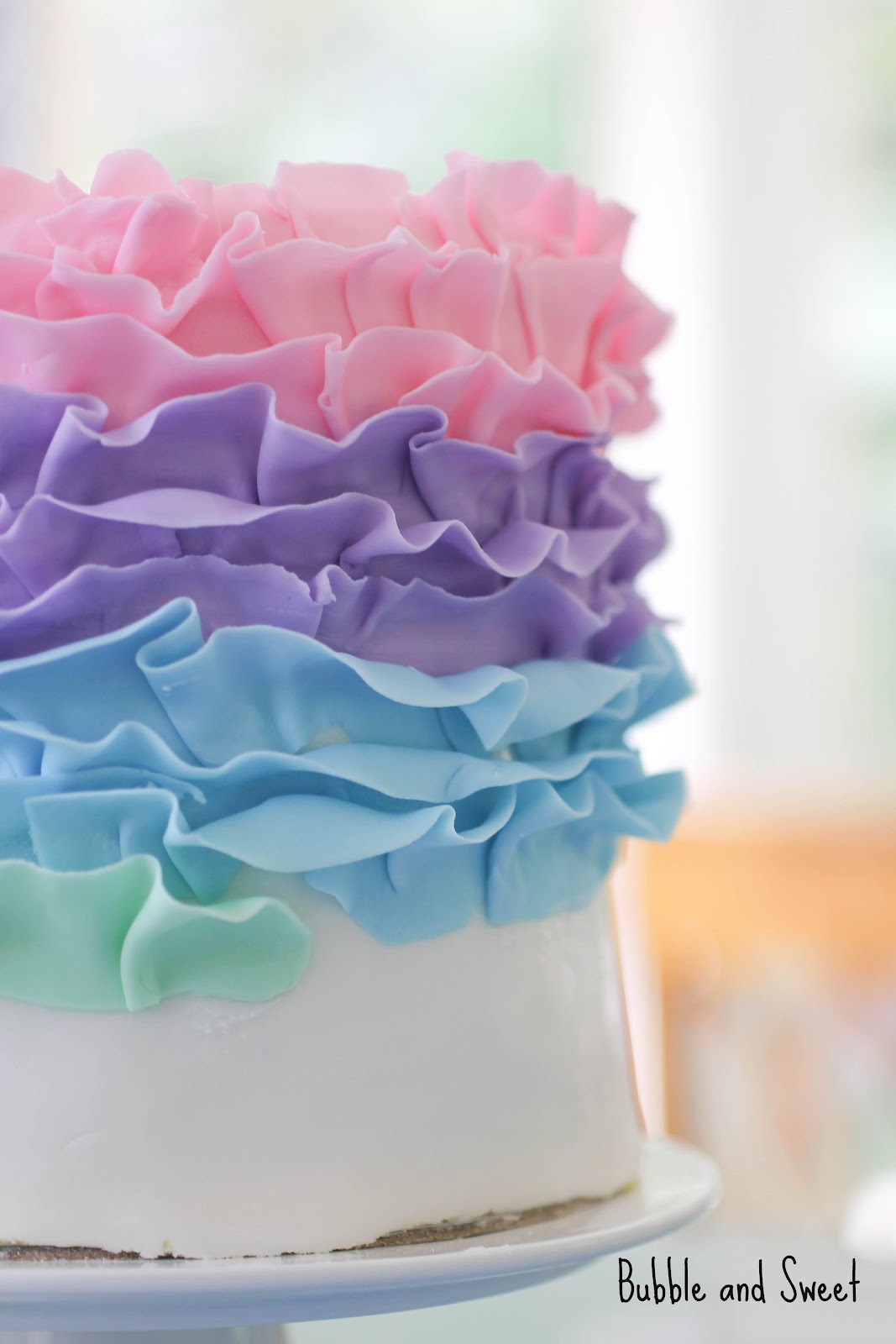 Bubble and Sweet How to make a Pastel Rainbow Ruffle Cake