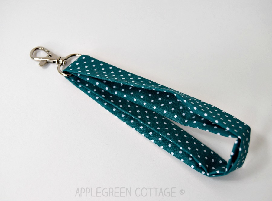 How To Add A Wristlet Strap To Any Bag, Pouch Or Wallet AppleGreen