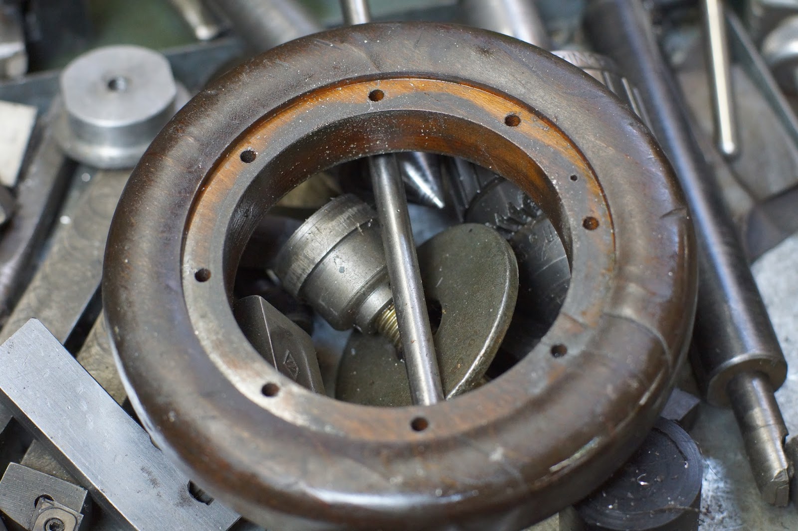 Scottie's Lapping valve seats