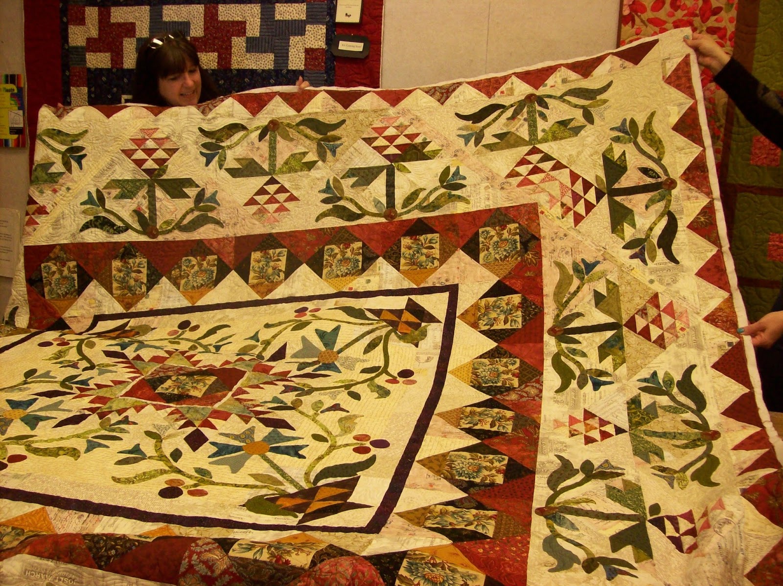 Thimble Chatter Thimble SIX Medallion Quilt Step FOUR