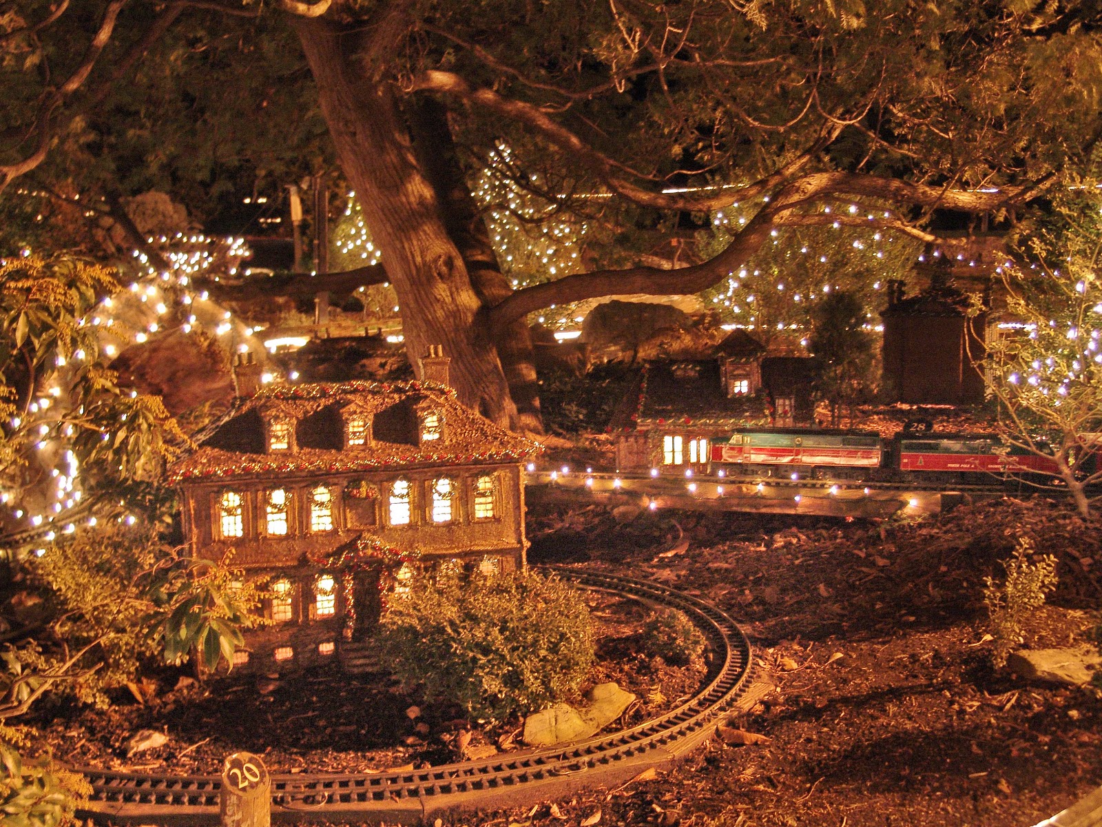 Morris Arboretum A Holiday Display Returns to the Garden!