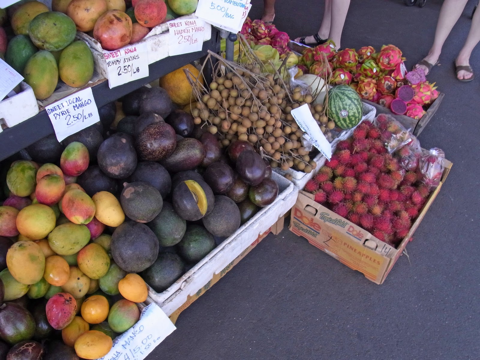 Casual Japanese Bystander Kona Farmers' Market, Again