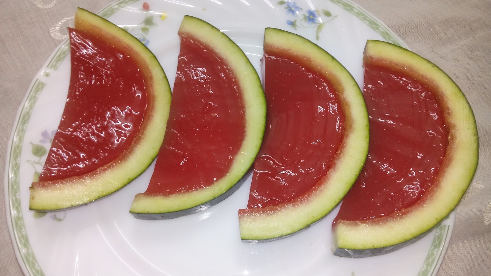 shaziya'srecipes WATER MELON JELLY RECIPE (WITHOUT GELATIN)