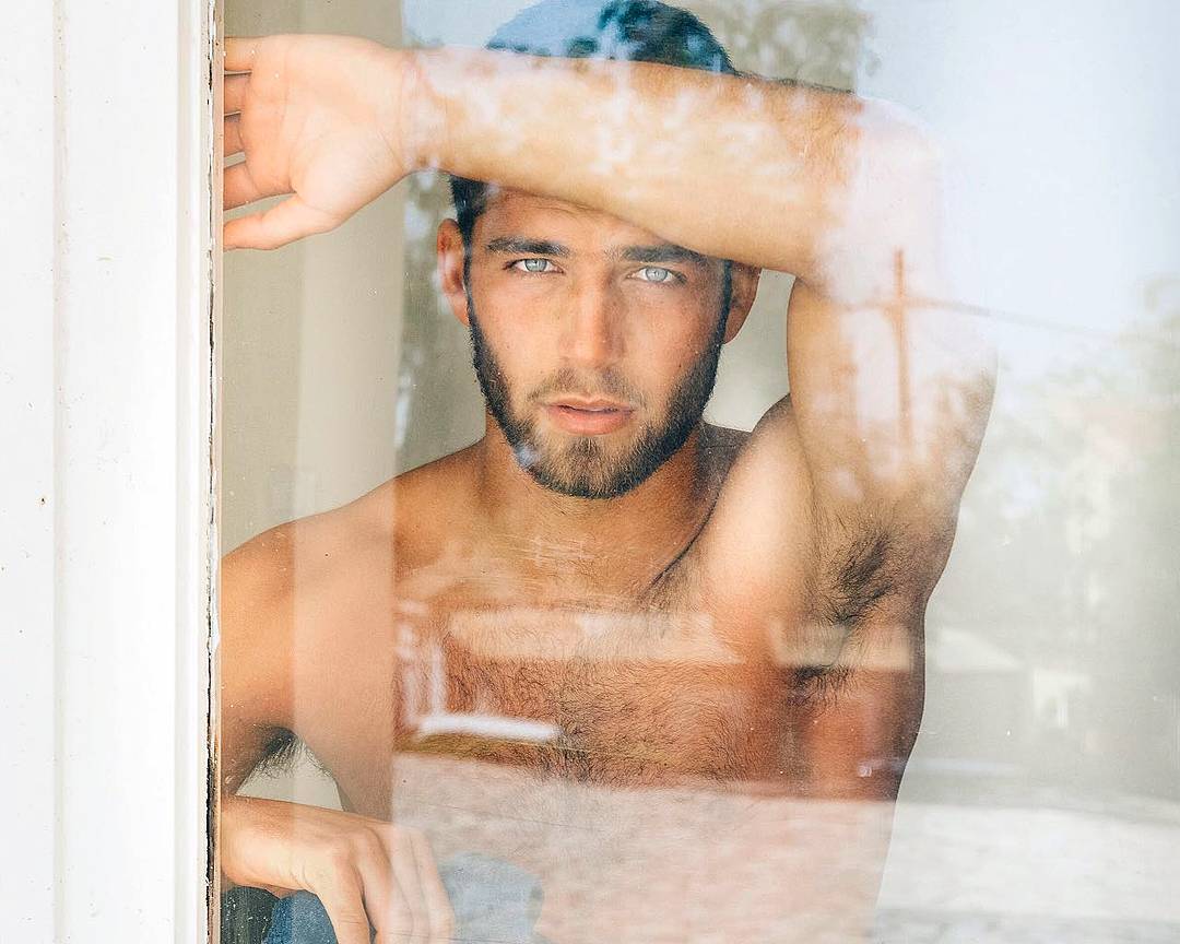 12965001_1702763679984052_1132845024_n.j