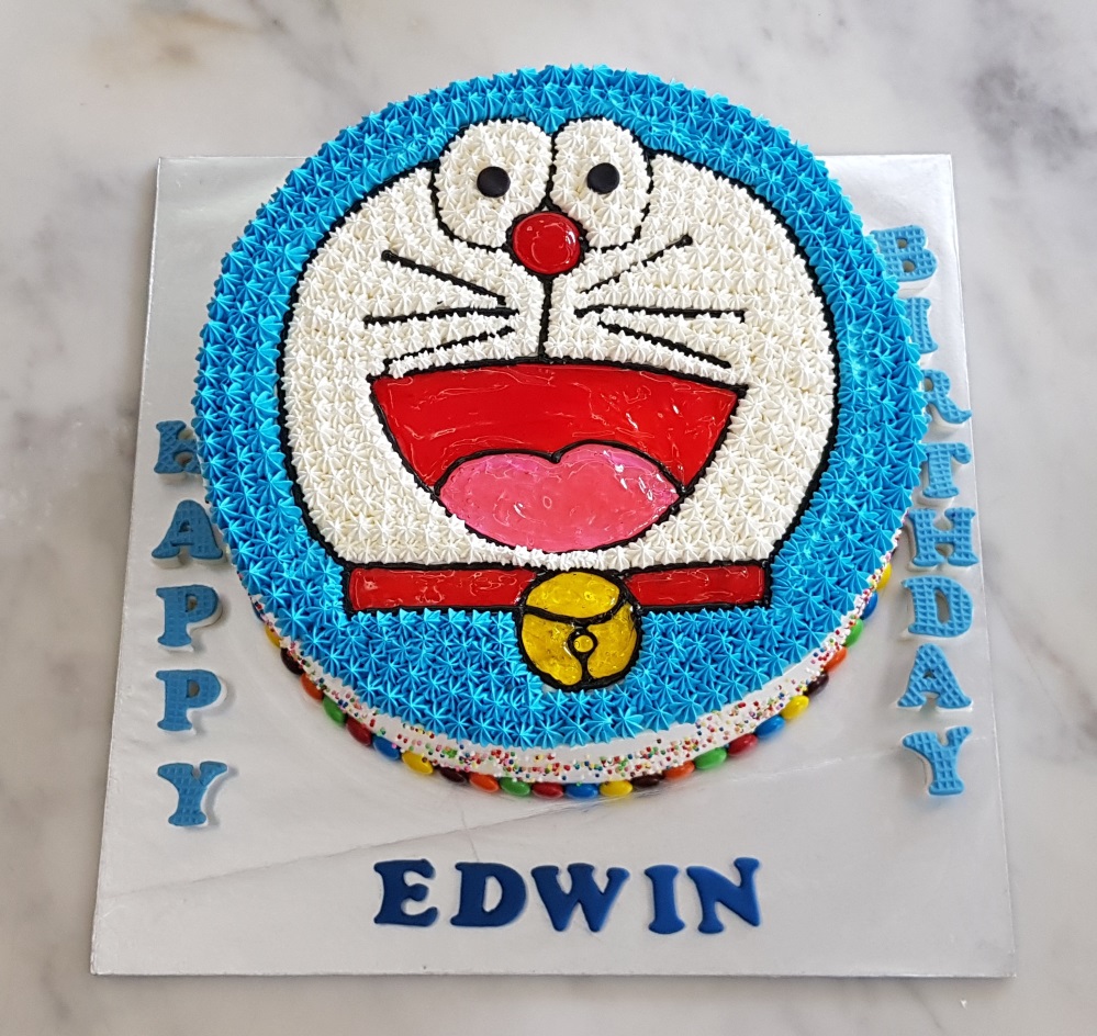 Yochana's Cake Delight! : Doraemon Fresh Cream Cake