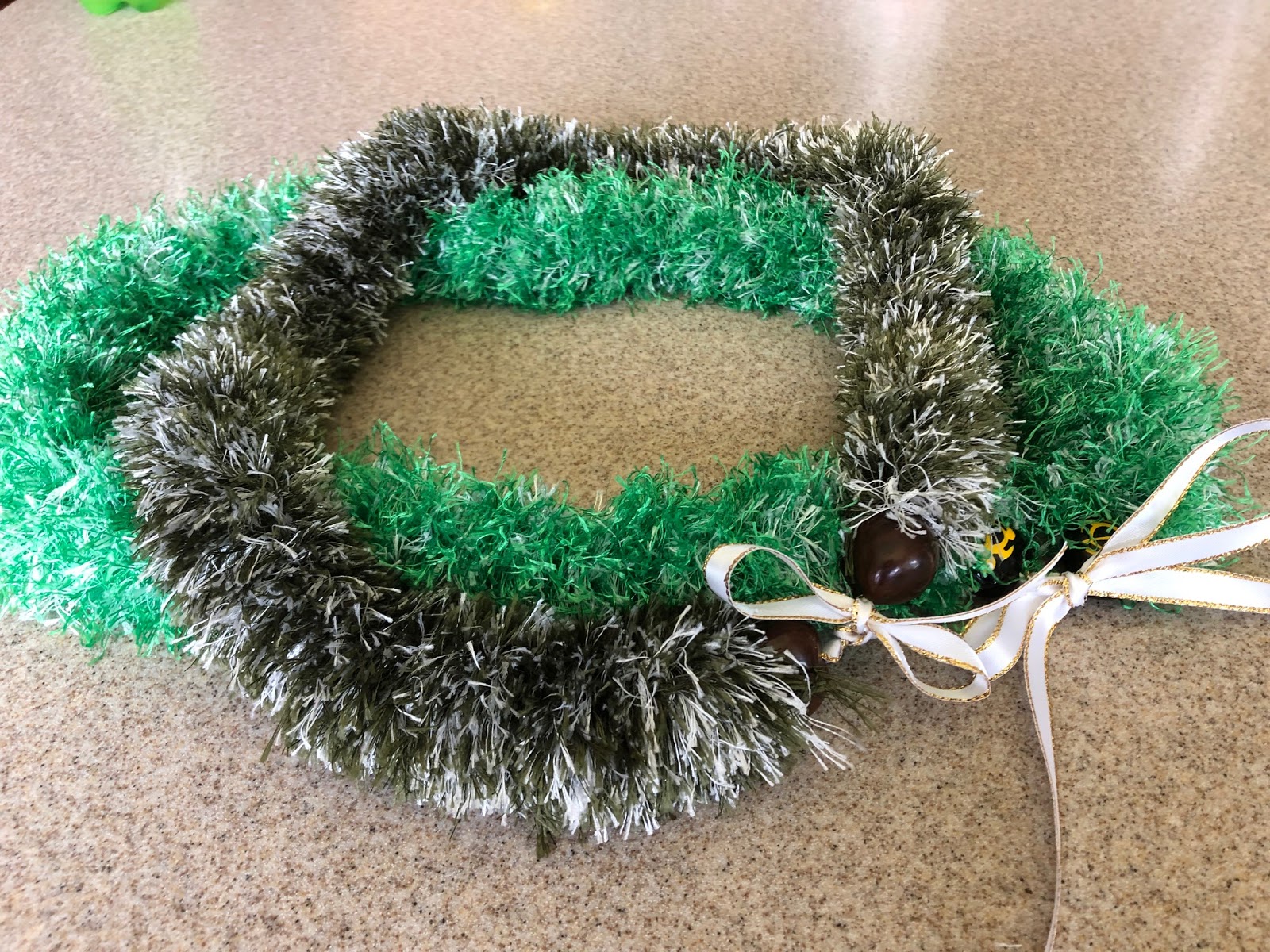 Hawaii Mom Blog Eyelash Yarn Lei