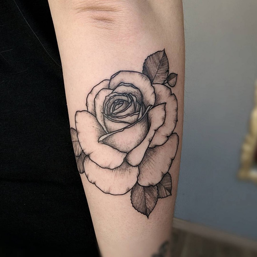 35 Tato Bunga Hitam Buat Wanita Tattoo Magz 35 Tato Bunga Hitam