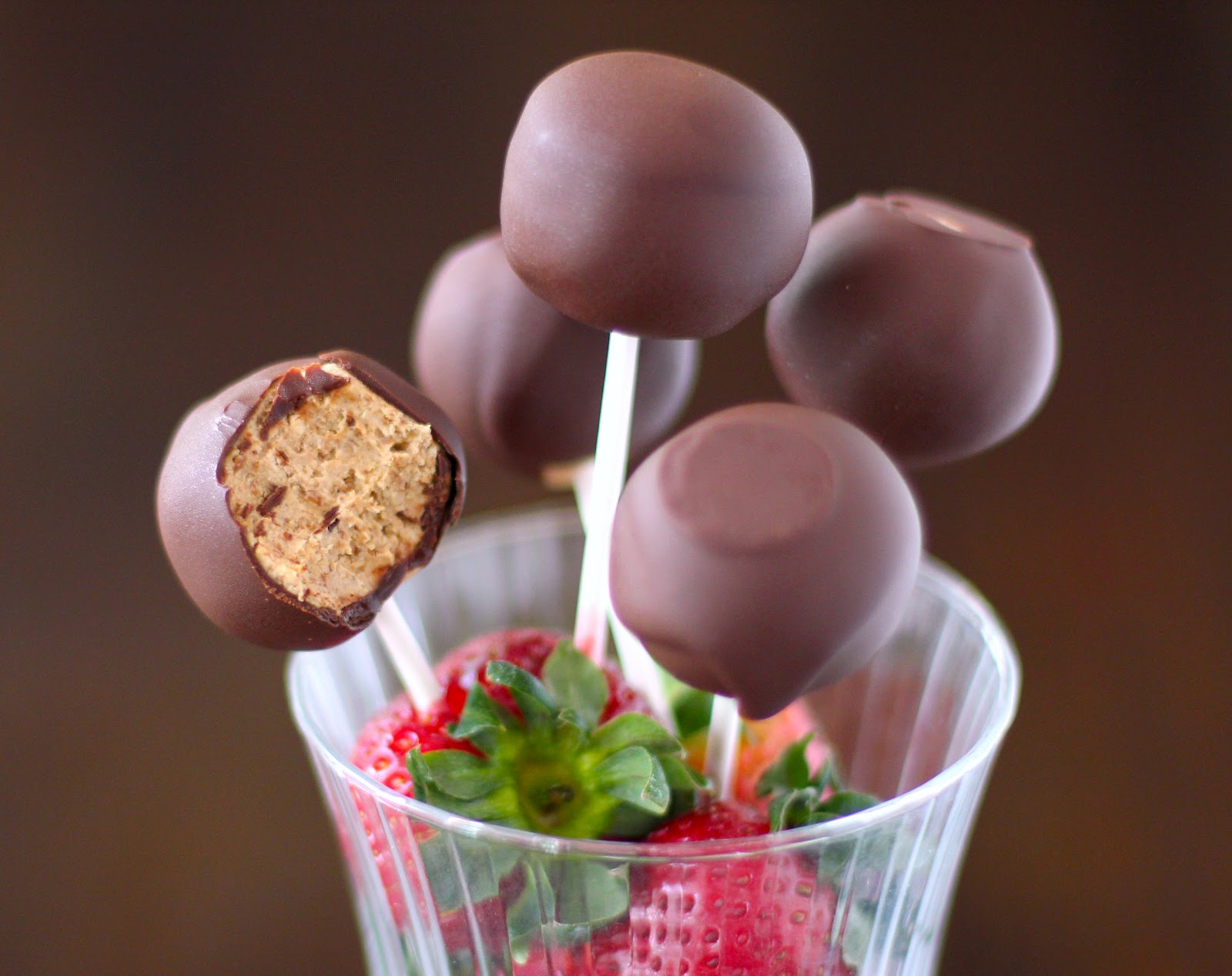 chockohlawtay: Classic Cheesecake Pops