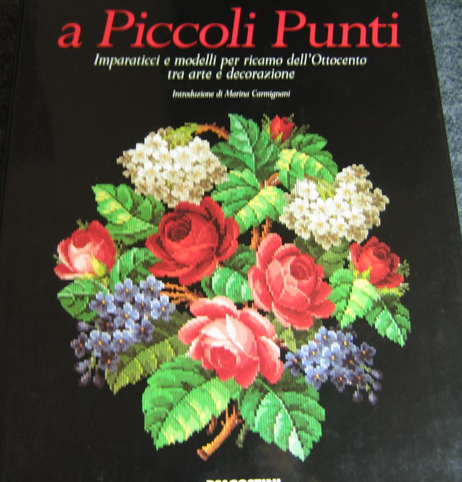 La soffitta del tempo perduto Libro piccolo punto Needlepoint book