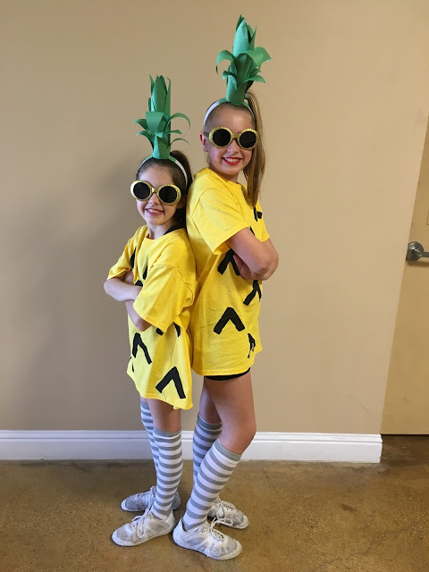 Crafty Texas Girls: DIY Pineapple Costume