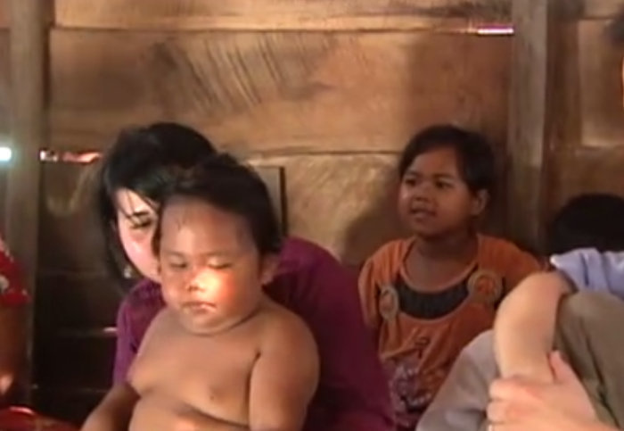It also begged the question if Ardi was an anomaly. - Remember The Chain Smoking Baby? Look At What He’s Doing Now. It also begged the question if Ardi was an anomaly. - Remember The Chain Smoking Baby? Look At What He’s Doing Now.
