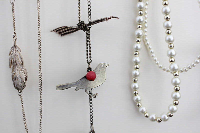 up in the clouds DIY coat hanger necklace holder