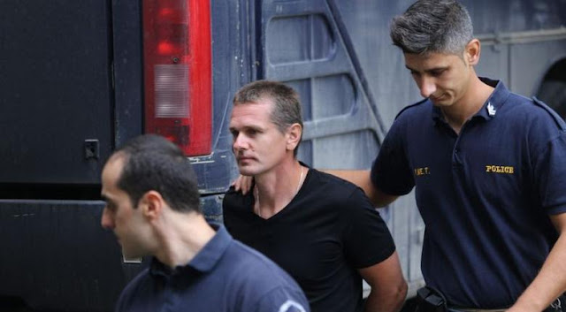Κάθε πολίτης κινδυνεύει να βρεθεί στη θέση του Αλεξάντερ Βίνικ και του Σωρρα όσο οι Υπόλοιποι σιωπούν. Κάθε πολίτης κινδυνεύει να βρεθεί στη θέση του Αλεξάντερ Βίνικ και του Σωρρα όσο οι Υπόλοιποι σιωπούν.