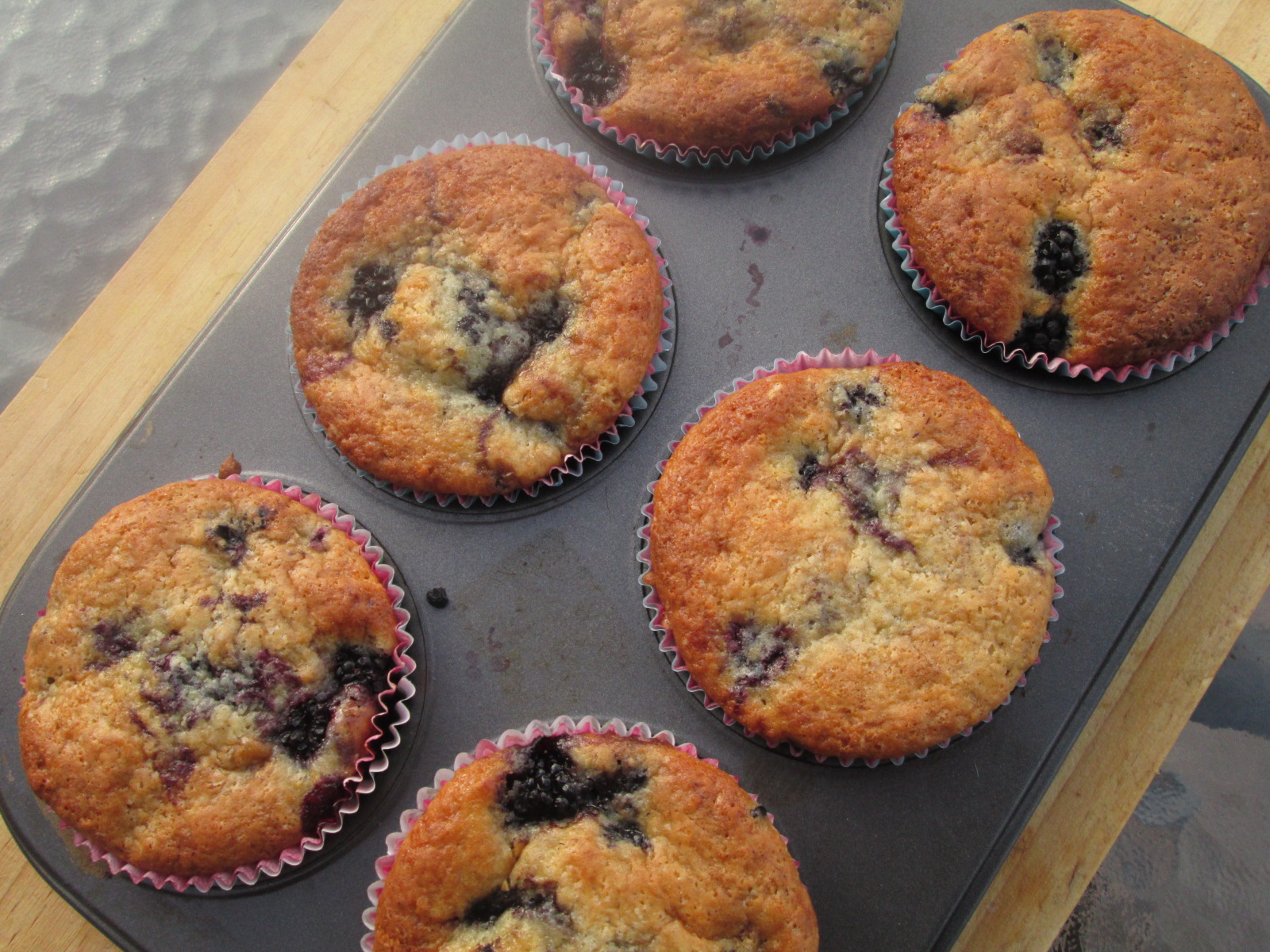 Canela kitchen (gloria): Blackberry muffins from BBC Good food (Bakes