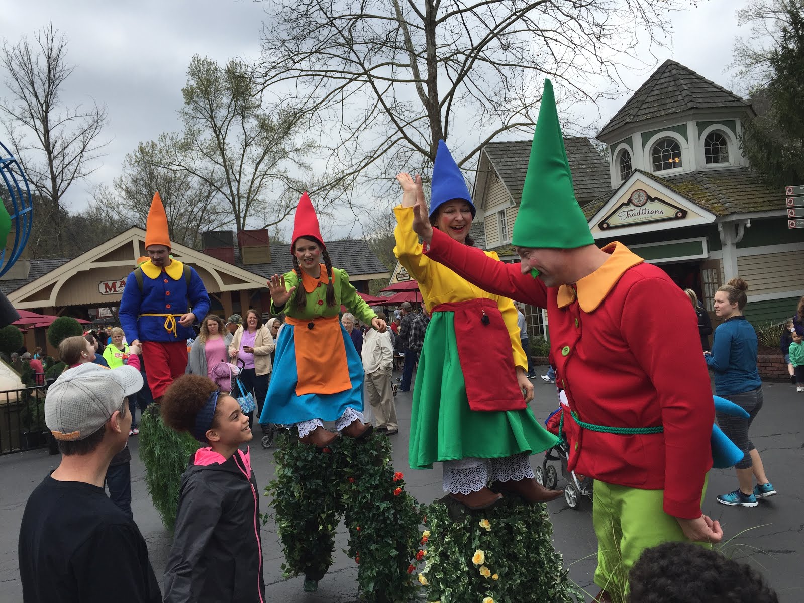 MidwestInfoGuide Dollywood Festival of Nations