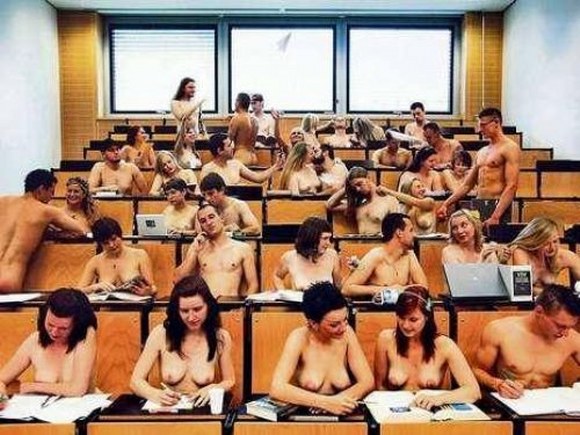 Naked in school story - 🧡 Голые женщины переодеваются (75 фото) - Порно фо...