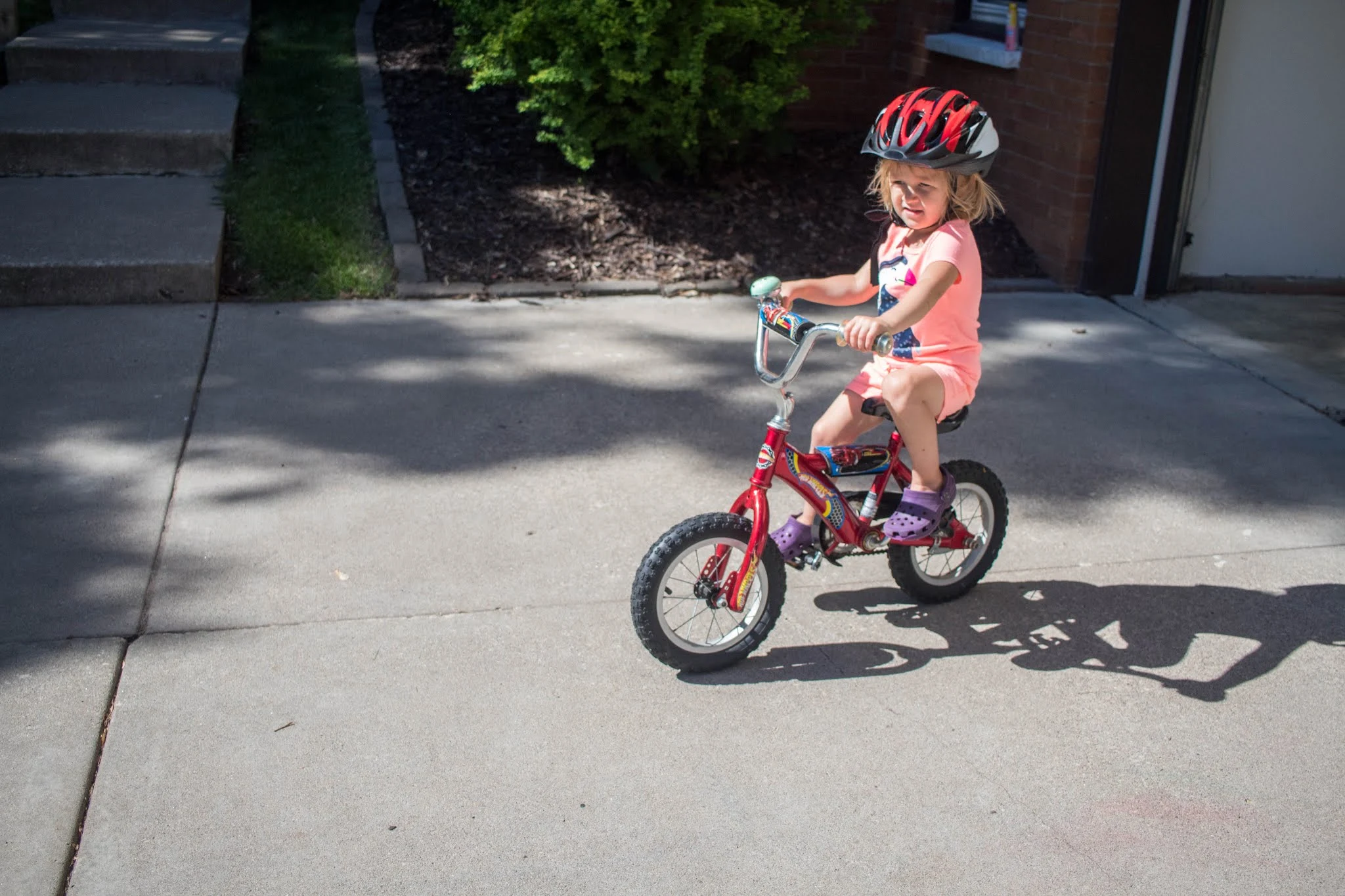 A look at how we approach learning to ride a bike as a Montessori family