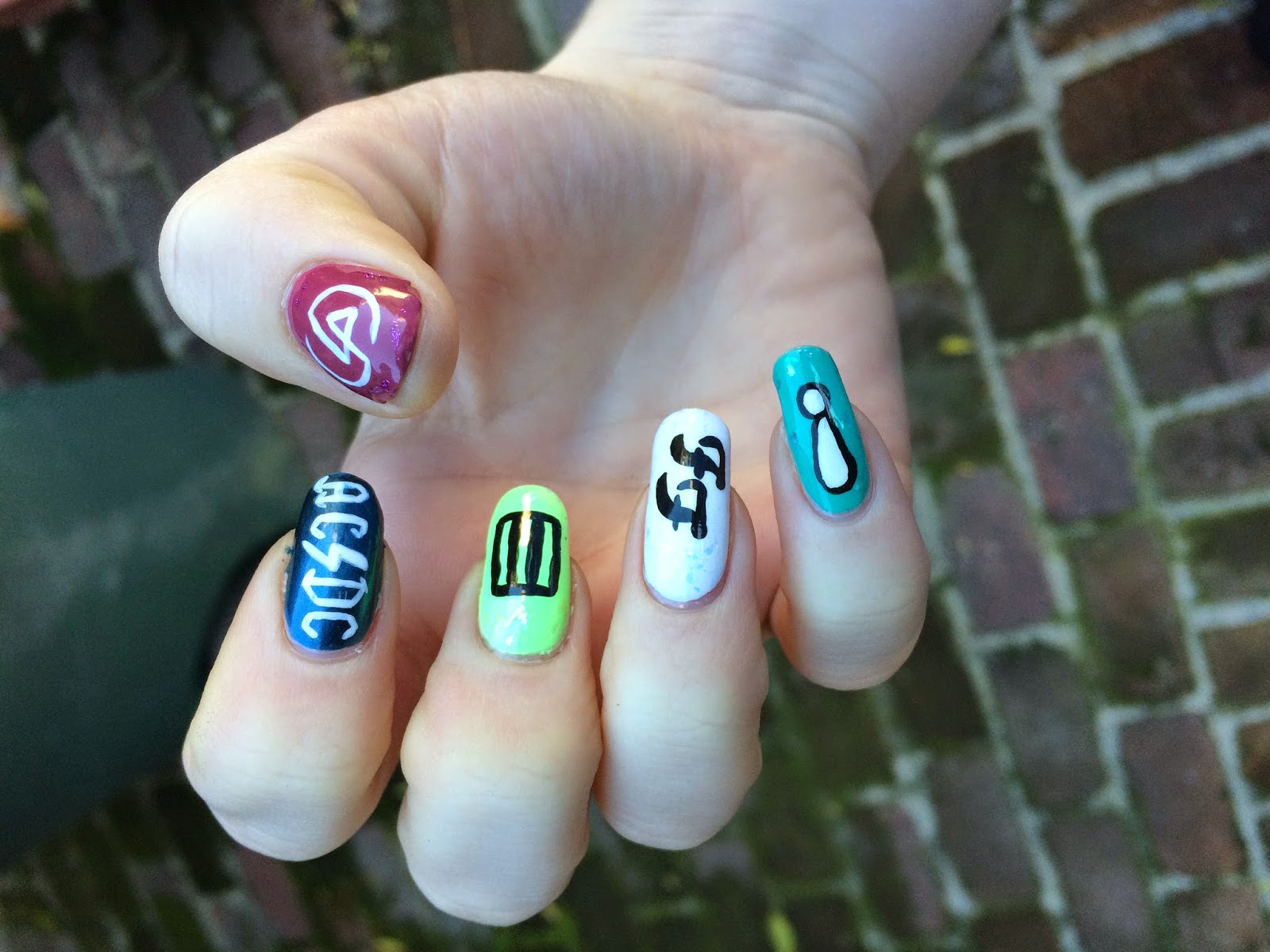 WeeklyWackyNails: Band Logo Nail Art