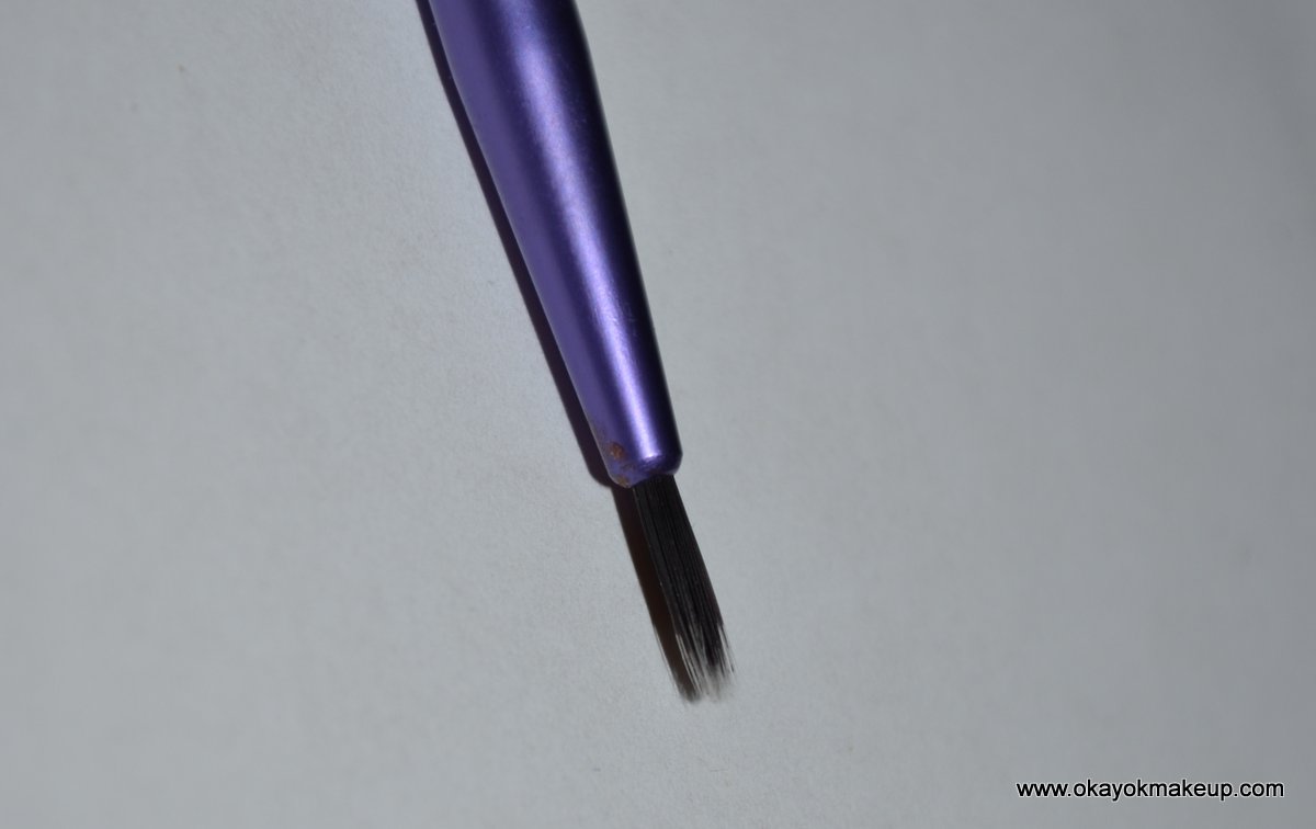 Review Real Techniques Fine Liner Brush