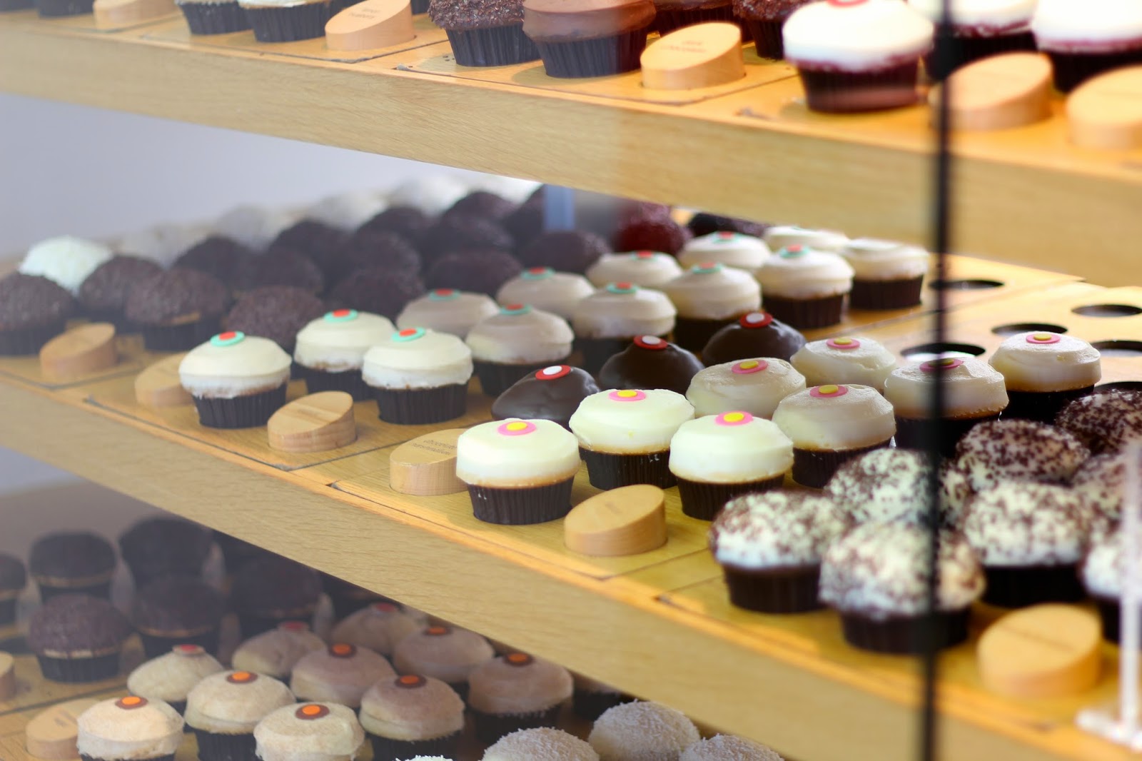 sprinkles cupcakes, french connection, french connection sale, sprinkles