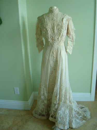 All The Pretty Dresses: Poss Turn of the Century Wedding Gown!