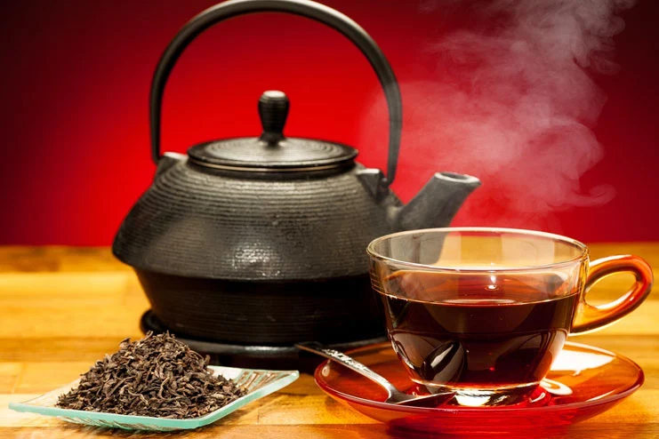 10 Benefícios do Chá Preto Para a Saúde Baseados em Evidências Cientificas