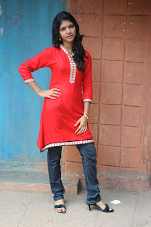 Vaishnavi Cute Pics [Andhrula Music] width=