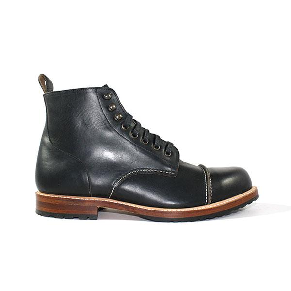 Thankfully Handsome And Strong: Noah Waxman Hudson Boot | SHOEOGRAPHY