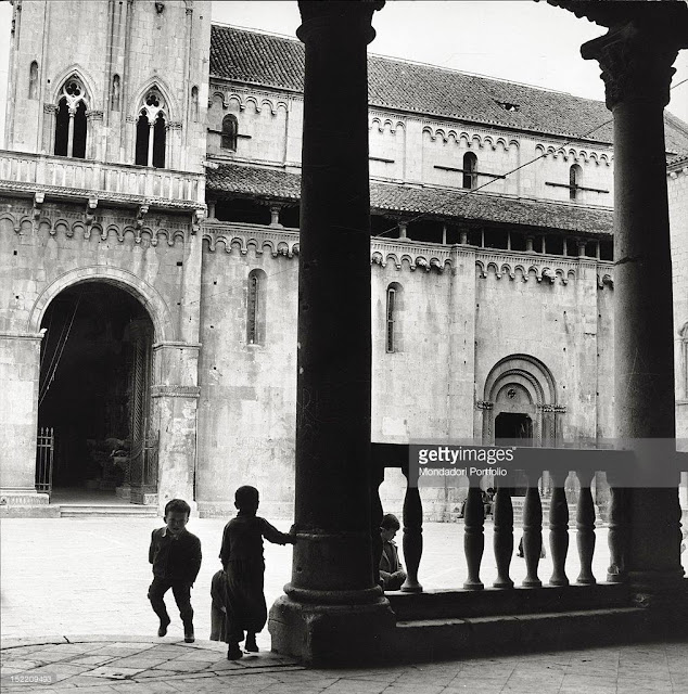 http://www.gettyimages.com/photos/trogir?editorialproducts=mondadori&family=editorial&phrase=trogir&sort=best&excludenudity=true#license