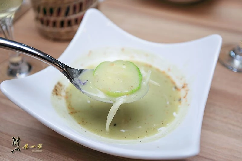 嘉義無菜單料理|唯你廚房