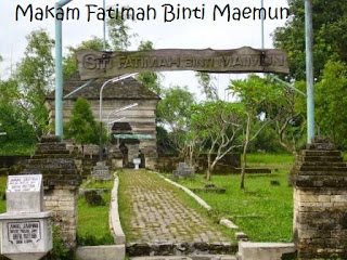 Makam Fatimah Binti Maemun