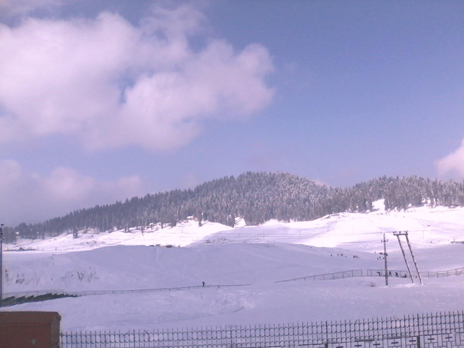UDAY SAHA GULMARG ONLY SNOW AND BEAUTIFUL PICTURE