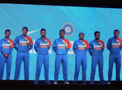 Indian Cricket Team New Kit and Jersey Launch | Ajinkya Rahane, Yuvraj Singh, Virat Kohli,  MS Dhoni, Virender Sehwag,   Rohit Sharma, Irfan Pathan were present at the Nike launch in Mumbai