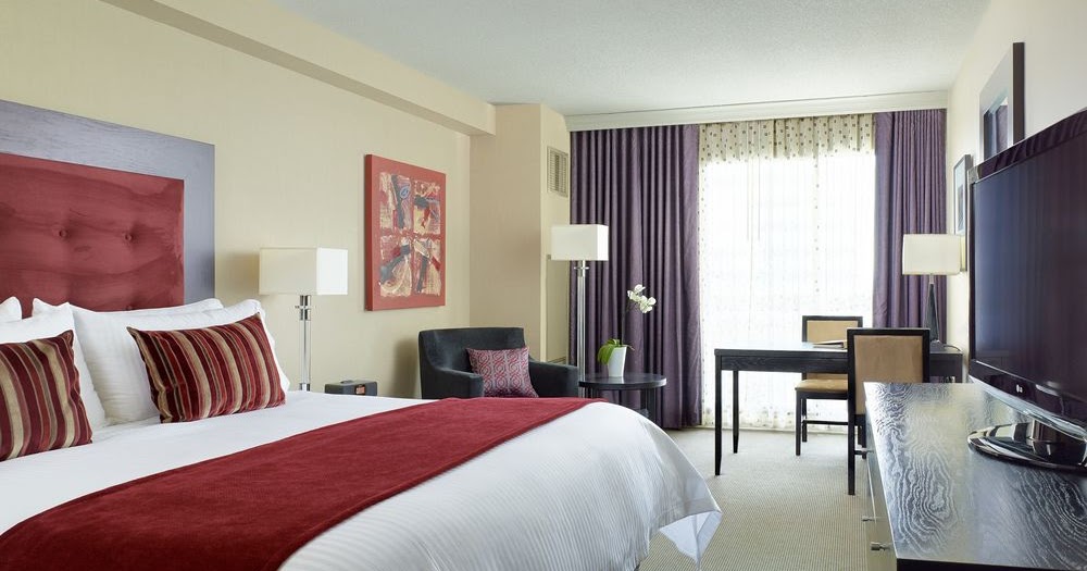 Chelsea Hotel Toronto |Travel Deals 2021 | Package & Save up to $583 | TravelHotelTours