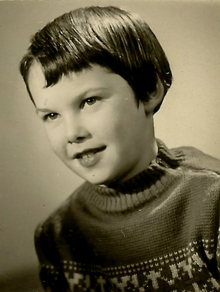 Granny off the road : Elisa