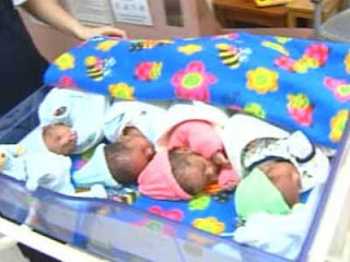 Image: Melbourne supermum pregnant with quintuplets without IVF