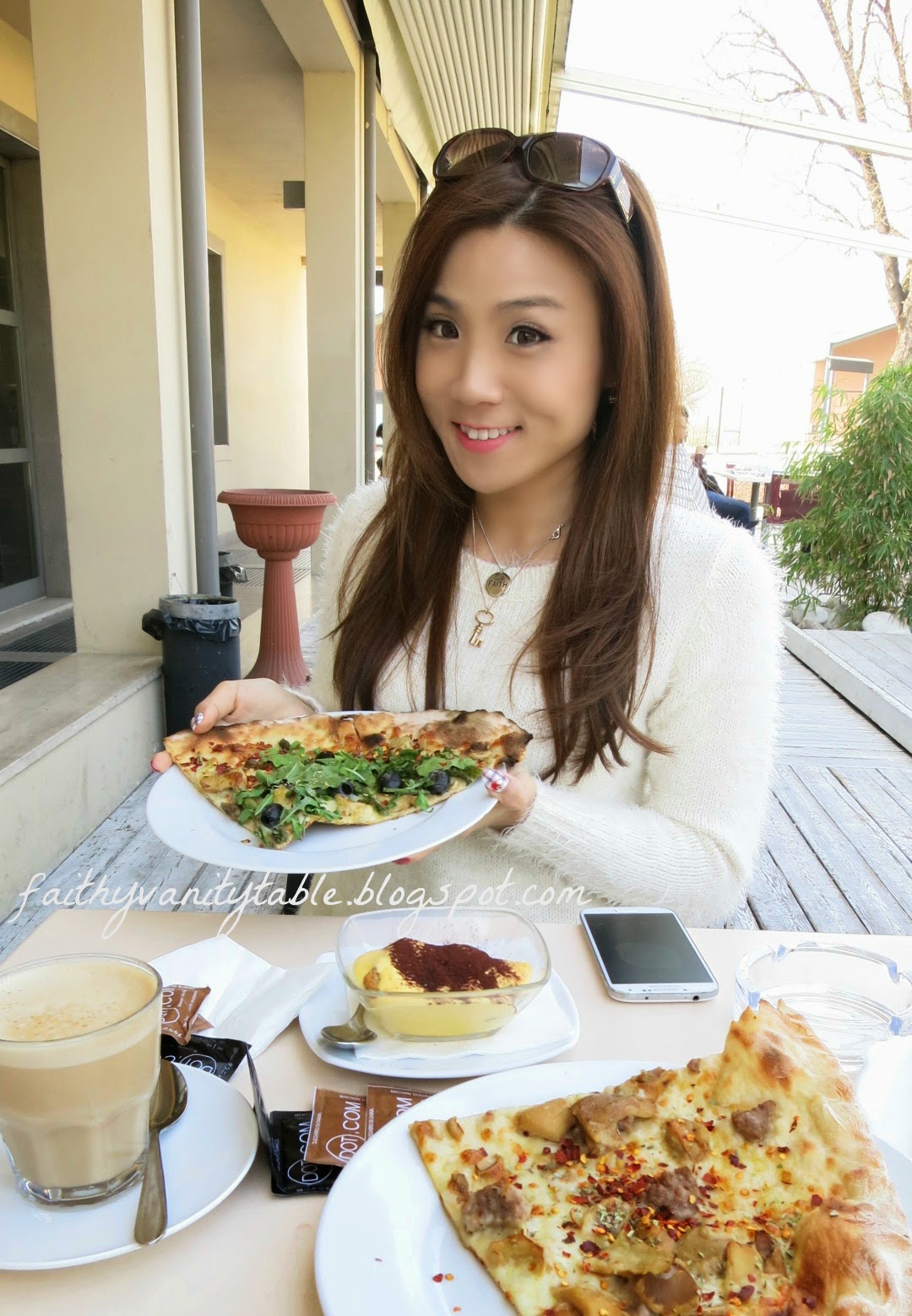 Top Beauty Blogger Singapore
